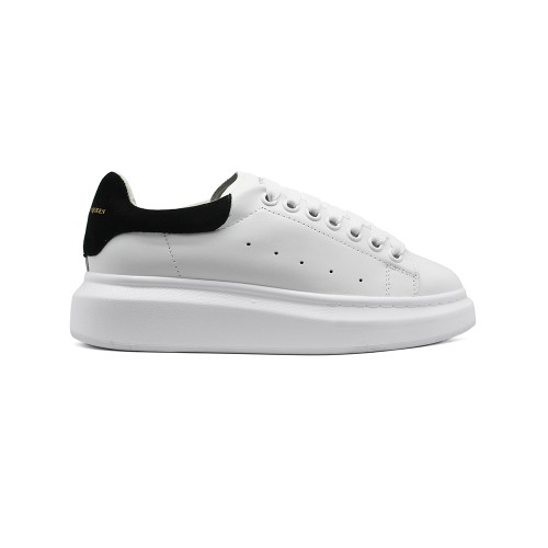 Женские Зимние кроссовки Alexander McQueen Luxe White Black Suede